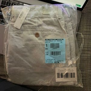 Jcrew 9” Oxford short. Lt grey size 30. New w tags